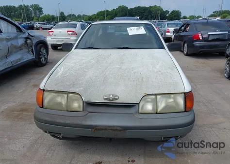 1988 Merkur Scorpio из США, поврежденный, VIN WF1BT81V0JE992713